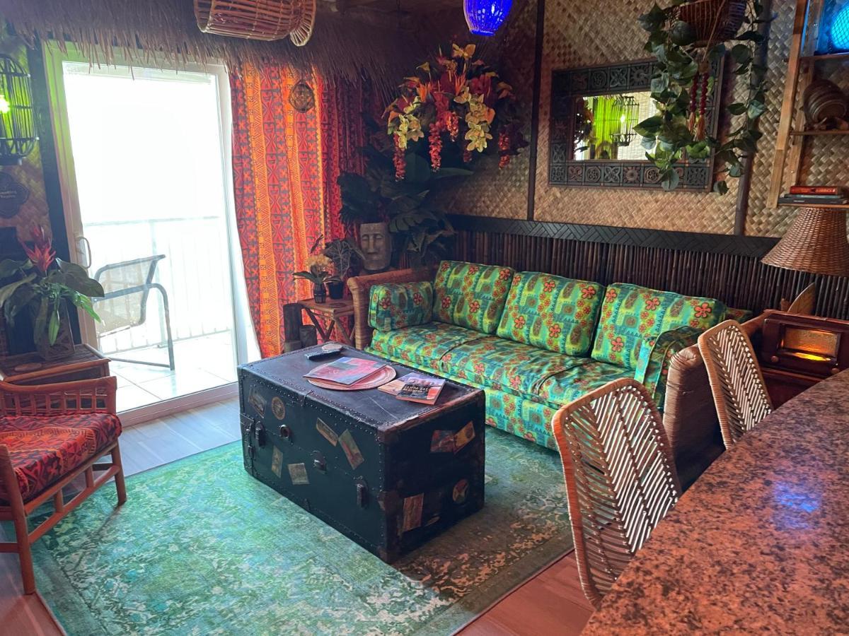 The Kondo Tiki Tampa Exteriör bild