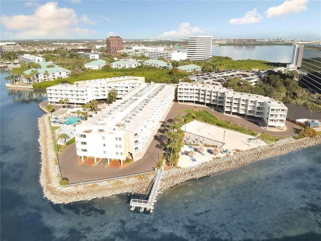 The Kondo Tiki Tampa Exteriör bild
