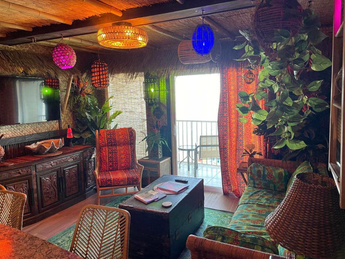 The Kondo Tiki Tampa Exteriör bild