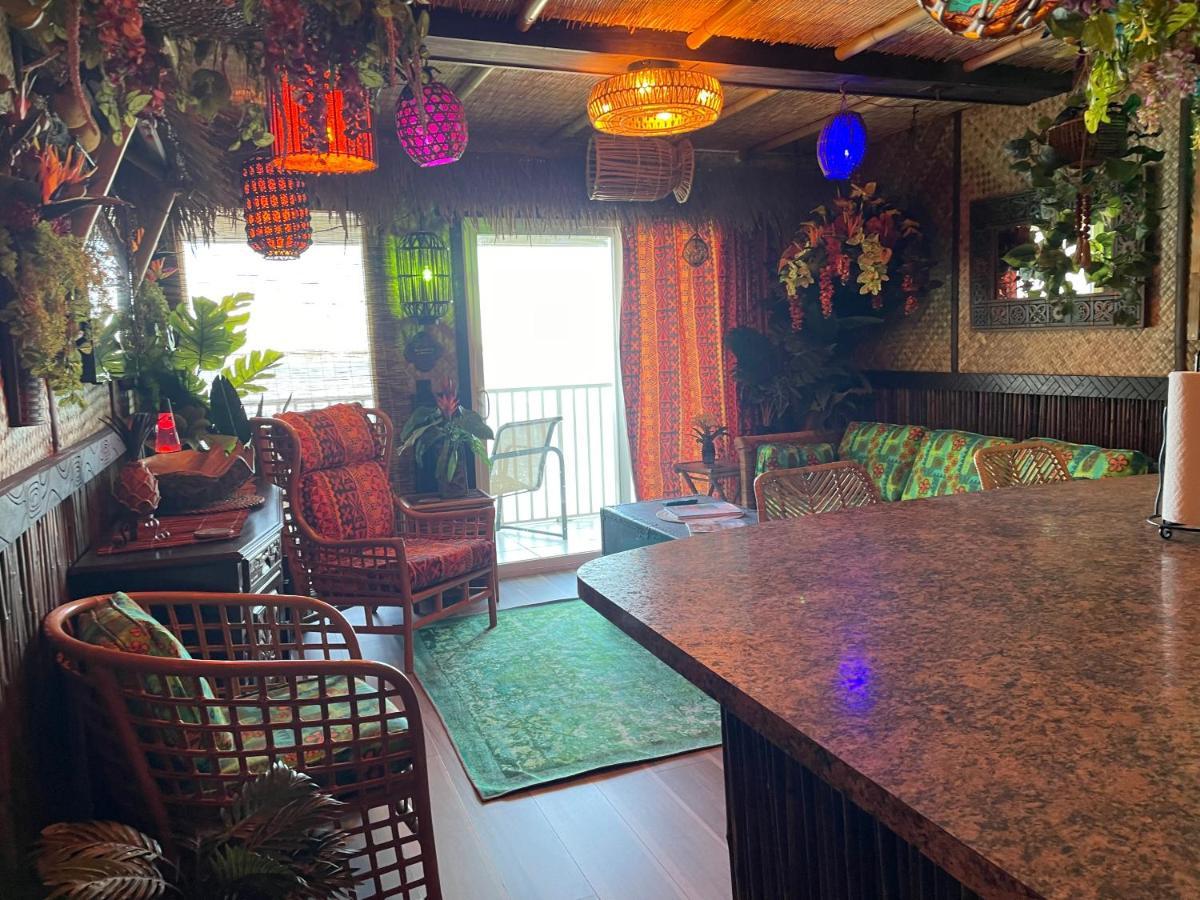 The Kondo Tiki Tampa Exteriör bild